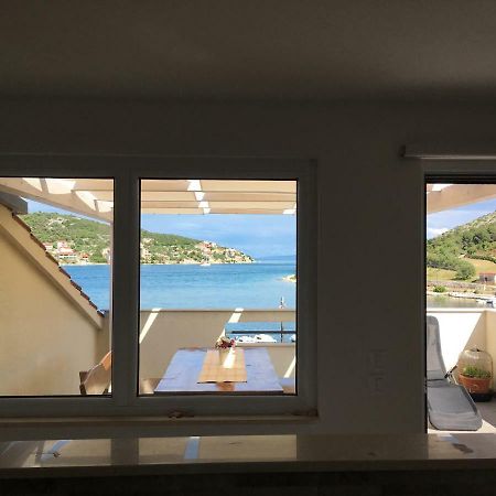 Vinišće Apartment Pika Smokvina 2A מראה חיצוני תמונה